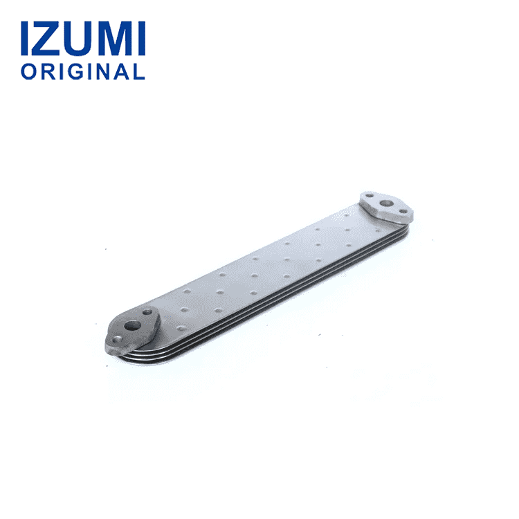 6HK1 แกนคูลเลอร์น้ำมัน 1-21723066-0 สำหรับ Isuzu ชิ้นส่วนเครื่องยนต์ดีเซล